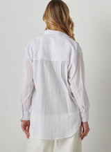 Load image into Gallery viewer, Crinkle Boyfriend Shirt