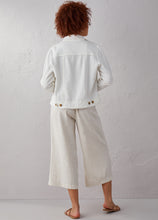 Load image into Gallery viewer, Jayla Linen Blend Jacket - White