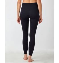 Load image into Gallery viewer, Capri Essential Seamless Leggings - Black