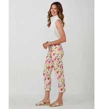 Load image into Gallery viewer, Peony Print Capris