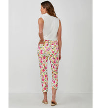Load image into Gallery viewer, Peony Print Capris