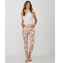 Load image into Gallery viewer, Peony Print Capris