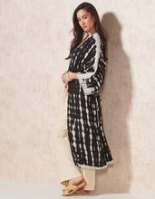 Load image into Gallery viewer, Long Tie Dye Kimono
