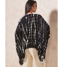Load image into Gallery viewer, Short Tie Dye Kimono