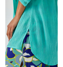 Load image into Gallery viewer, Beach Crinkled Button Down Shirt - Aqua