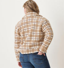 Load image into Gallery viewer, Sherpa Jacket - Tan Plaid