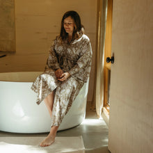 Load image into Gallery viewer, Sable Block Print Kimono