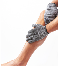 Load image into Gallery viewer, Men's Carbon Glow Bath Gloves