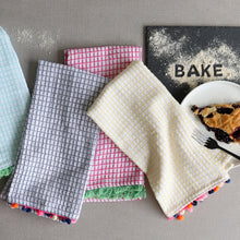 Load image into Gallery viewer, Pom Pom Waffle Tea Towel S/5
