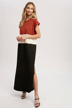 Load image into Gallery viewer, Bluivy - Color Block Maxi Dress
