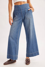 Load image into Gallery viewer, Bluivy - Wide Leg Denim Jeans
