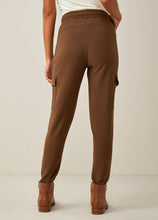 Load image into Gallery viewer, Jogger Athletica Pants
