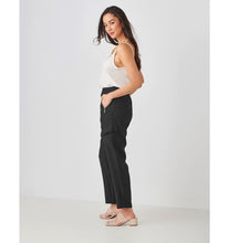 Load image into Gallery viewer, Easy Everyday Cargo Pant - Black
