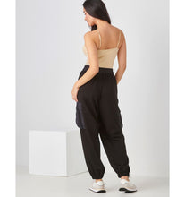 Load image into Gallery viewer, Relaxed Cargo Jogger - Black

