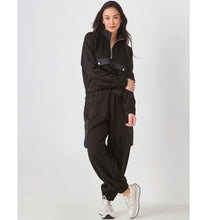 Load image into Gallery viewer, Relaxed Cargo Jogger - Black
