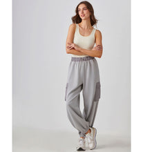 Load image into Gallery viewer, Relaxed Cargo Jogger - Grey Melange
