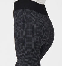 Load image into Gallery viewer, Plaid Leggings
