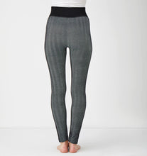 Load image into Gallery viewer, Zig Zag Leggings
