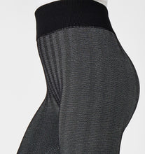 Load image into Gallery viewer, Zig Zag Leggings
