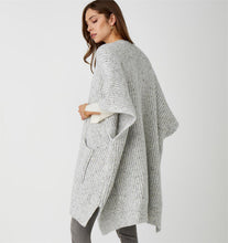 Load image into Gallery viewer, Chunky Knit Pocket Wrap
