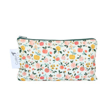 Load image into Gallery viewer, Colibri Canada - Apples Reusable Snack Bag - Medium
