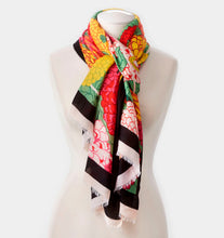 Load image into Gallery viewer, Floral Print Wrap Scarf - Black

