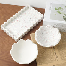 Load image into Gallery viewer, White Bowl W/Scallop Marble
