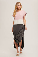 Load image into Gallery viewer, Bluivy - Color Block Maxi Dress
