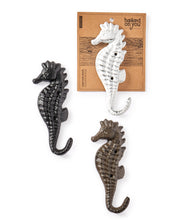 Load image into Gallery viewer, Sea Horse Wall Hook
