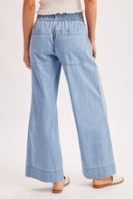 Load image into Gallery viewer, Bluivy - Wide Leg Denim Jeans
