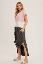 Load image into Gallery viewer, Bluivy - Color Block Maxi Dress
