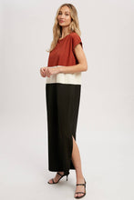 Load image into Gallery viewer, Bluivy - Color Block Maxi Dress
