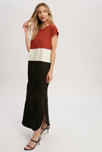 Load image into Gallery viewer, Bluivy - Color Block Maxi Dress
