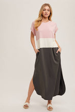 Load image into Gallery viewer, Bluivy - Color Block Maxi Dress

