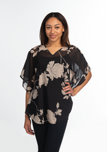 Load image into Gallery viewer, Floral top
