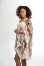 Load image into Gallery viewer, Palm Fringe Wrap

