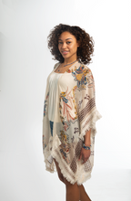 Load image into Gallery viewer, Palm Fringe Wrap
