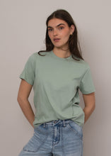 Load image into Gallery viewer, Zaya Short Sleeve Crew Neck - Ivy Green
