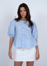 Load image into Gallery viewer, Tally Puff Front Tie Shirt
