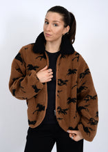 Load image into Gallery viewer, Joline Sherpa Jacket - Horse Print
