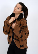 Load image into Gallery viewer, Joline Sherpa Jacket - Horse Print

