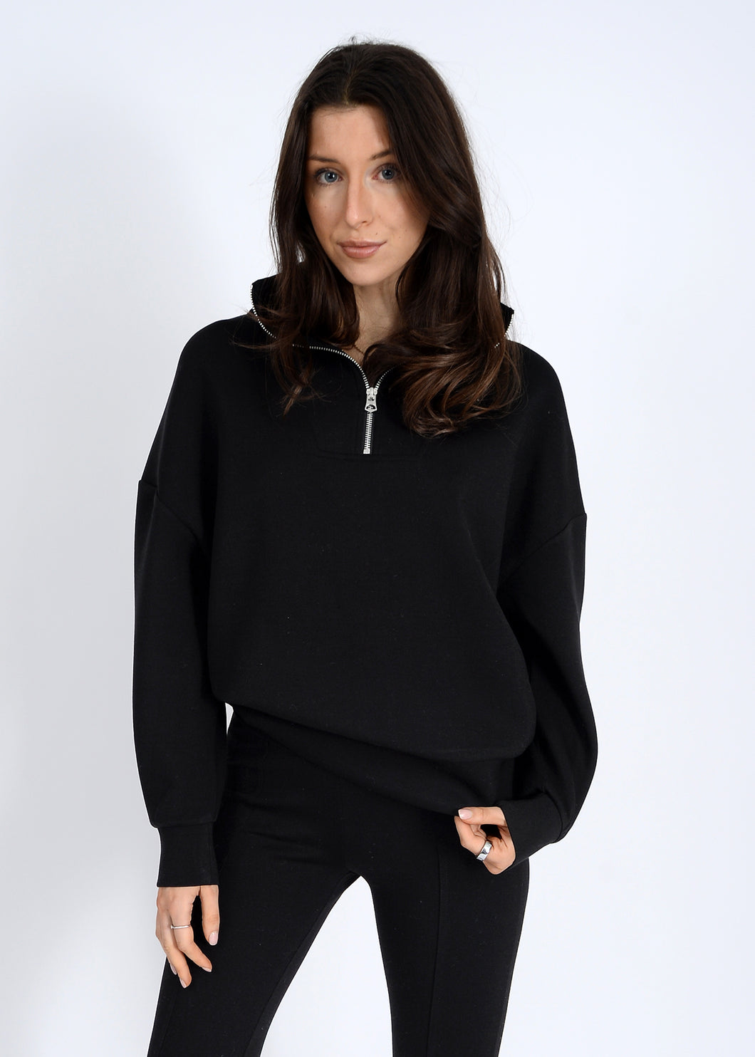 Seanni Soft Knit Pullover - Black