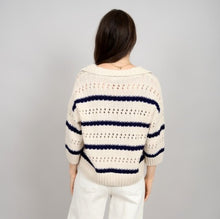 Load image into Gallery viewer, Dashna Short Sleeve Pull-Over
