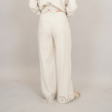 Load image into Gallery viewer, Morissa Drawstring Scalloped Pants - Linen
