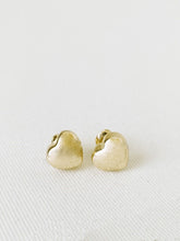 Load image into Gallery viewer, Little Heart Earrings - Gold
