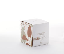 Load image into Gallery viewer, Voy Fragrance Candle - Thai Teakwood &amp; Tobacco
