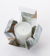 Load image into Gallery viewer, Voy Fragrance Candle - Beach Bonfire
