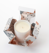 Load image into Gallery viewer, Voy Fragrance Candle - Oak Aged Cognac &amp; Black Fig

