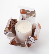 Load image into Gallery viewer, Voy Fragrance Candle - Seville Orange &amp; Pink Peppercorn
